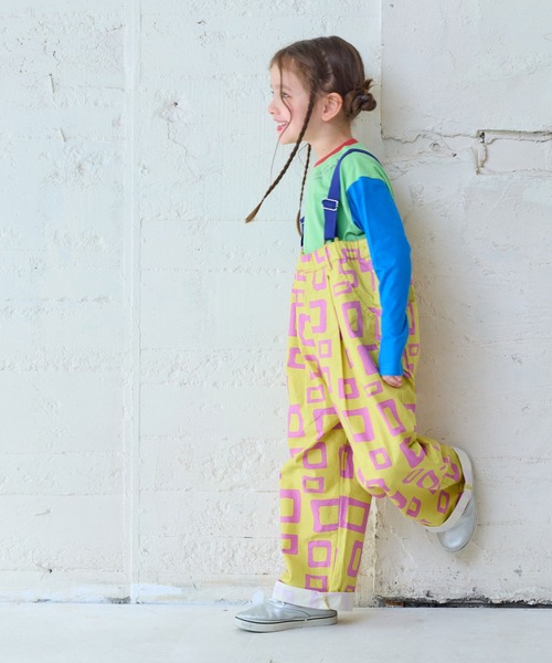 MARKEY'S（マーキーズ）の「ツイル総柄エヴォルブサロペット（サロペット/オーバーオール・キッズ・イエロー系その他/ブラック系その他/グリーン系その他/レッド系その他・150/120/110/100/90/140/130）」の12枚目の写真