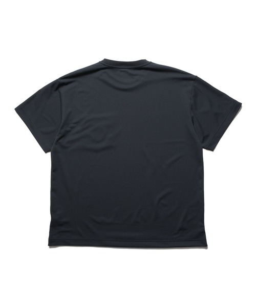 F.C.Real Bristol（エフシーレアルブリストル）の「EMBLEM POCKET TEE（Tシャツ/カットソー・メンズ・ホワイト/ネイビー/ブラック・SMALL/LARGE/MEDIUM/XX-LARGE/X-LARGE）」の5枚目の写真