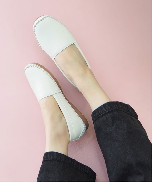 enchanted（エンチャンテッド）の「ソフトスリッポンシューズ（スリッポン・レディース・ベージュ/アンティークシルバー/ブラック/ブロンズ/シルバー/ホワイト・24/23.5/23/22.5/25/24.5）」の2枚目の写真