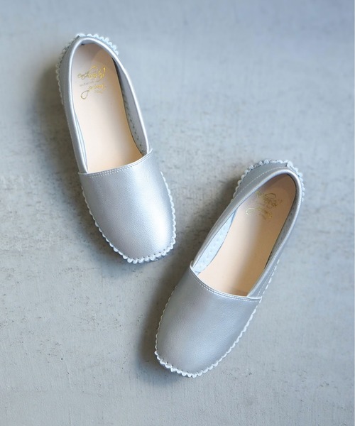 enchanted（エンチャンテッド）の「ソフトスリッポンシューズ（スリッポン・レディース・ベージュ/アンティークシルバー/ブラック/ブロンズ/シルバー/ホワイト・24/23.5/23/22.5/25/24.5）」の5枚目の写真