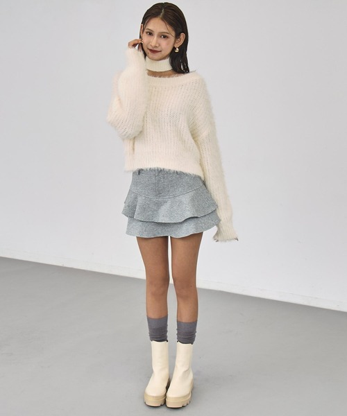 ANAP(アナップ)の「2way チョーカー ネック シャギー ニット(ニット/セーター・レディース・アイボリー/ブラック/ライトブルー・F)」の7枚目の写真