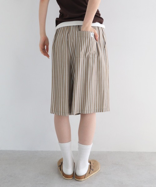 ANME(アンメ)の「レーヨンストライプイージーショートパンツ(その他パンツ・レディース・モカ/グレー/サックスブルー・M/L/XL)」の2枚目の写真