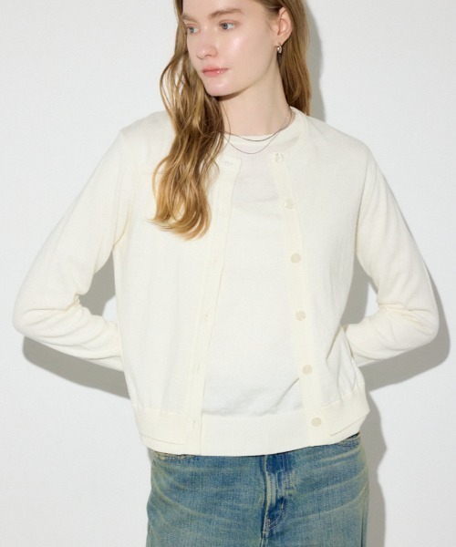 AZUL by moussy(アズールバイマウジー)の「カシミヤミックスレイヤードニットカーディガン(カーディガン/ボレロ・レディース・ライトブルー/ブラック/オフホワイト/杢グレー/ライトイエロー・MEDIUM/SMALL)」の2枚目の写真