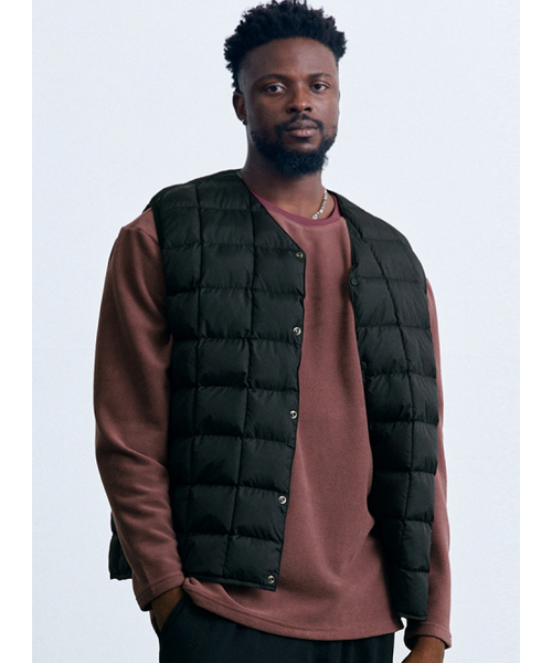 Vネック軽量ダウンベスト AM2068 BK（ベスト）｜AIRIT（アイリット）の