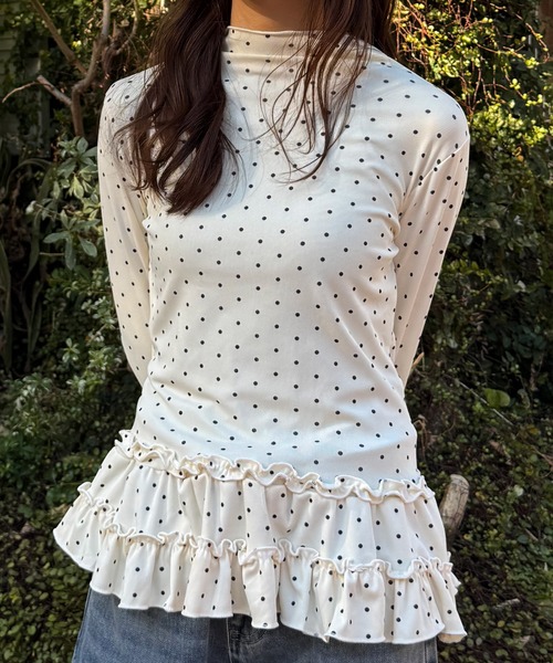 Nia(ニア)の「Nia(ニア)/ドット柄 レイヤードフリルトップス カットソー(Tシャツ/カットソー・レディース・グレー/アイボリー・MEDIUM/SMALL)」の5枚目の写真