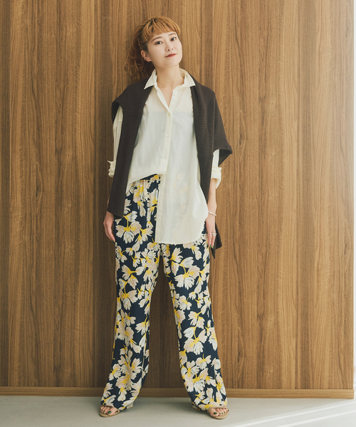 Spick & Span（スピックアンドスパン）の「フローラルプリントイージーパンツ（その他パンツ・レディース・その他9/その他2・38/36）」の3枚目の写真