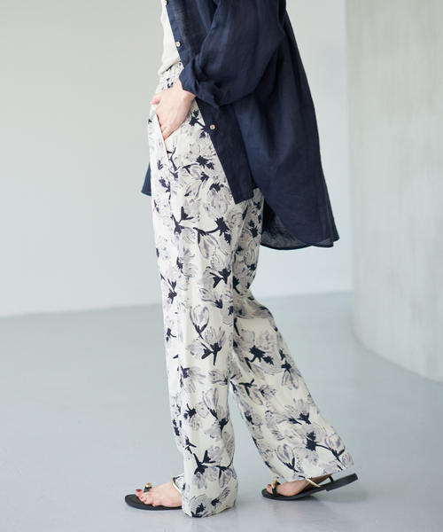 Spick & Span（スピックアンドスパン）の「フローラルプリントイージーパンツ（その他パンツ・レディース・その他9/その他2・38/36）」の6枚目の写真