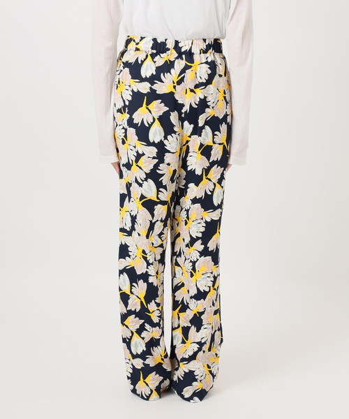 Spick & Span（スピックアンドスパン）の「フローラルプリントイージーパンツ（その他パンツ・レディース・その他9/その他2・38/36）」の19枚目の写真