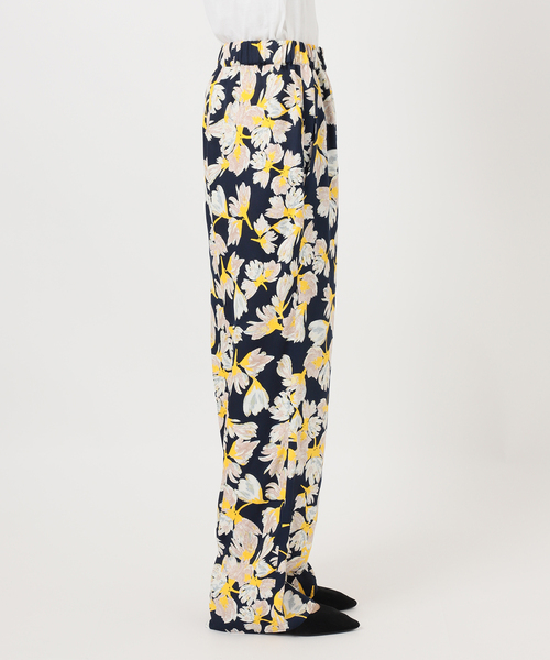 Spick & Span（スピックアンドスパン）の「フローラルプリントイージーパンツ（その他パンツ・レディース・その他9/その他2・38/36）」の20枚目の写真