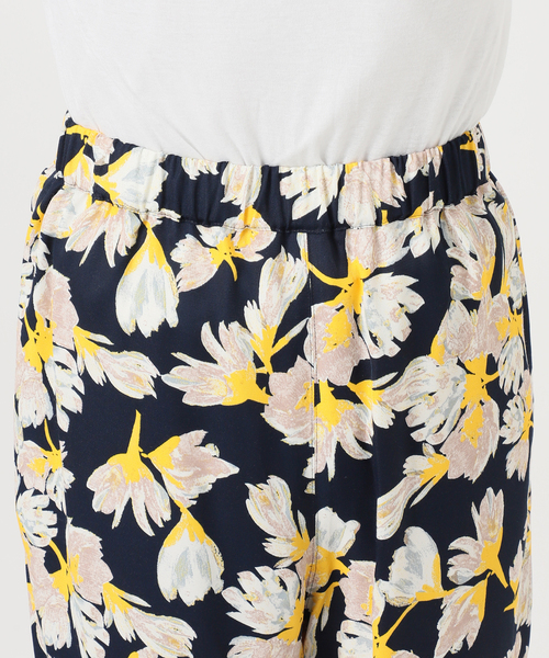 Spick & Span（スピックアンドスパン）の「フローラルプリントイージーパンツ（その他パンツ・レディース・その他9/その他2・38/36）」の21枚目の写真