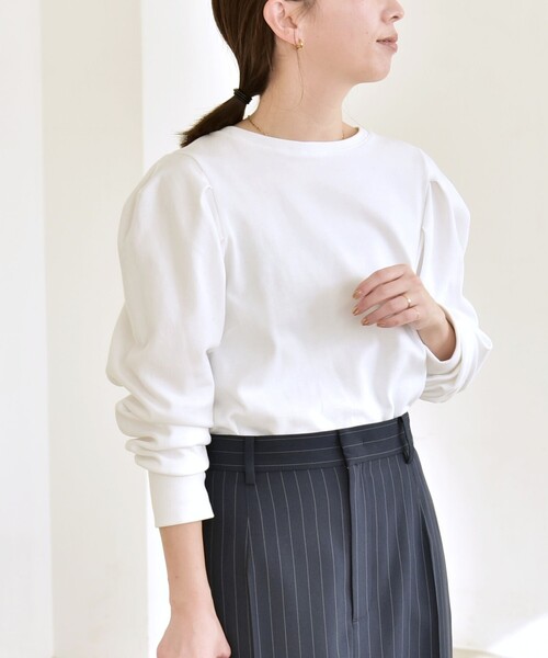 quaranciel(カランシエル)の「quaranciel:〈洗濯機可能〉パワーショルダー クルーネック プルオーバー(Tシャツ/カットソー・レディース・ホワイト/ブラック・ONE SIZE)」の10枚目の写真