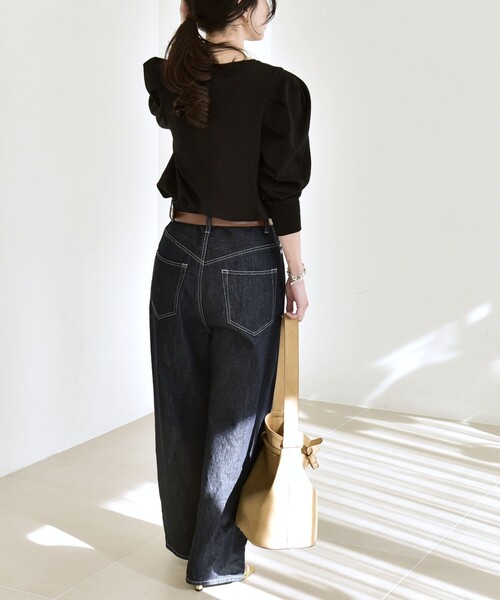 quaranciel(カランシエル)の「quaranciel:〈洗濯機可能〉パワーショルダー クルーネック プルオーバー(Tシャツ/カットソー・レディース・ホワイト/ブラック・ONE SIZE)」の12枚目の写真