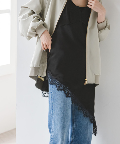 Noble（ノーブル）の「ルナサテンレースアシンメトリーキャミ（キャミソール・レディース・ブラック/ホワイト・FREE）」の4枚目の写真