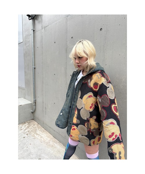 Desigual（デシグアル）の「ミッキーマウス リバーシブル デニムコート / ビッググラフィック（デニムジャケット・メンズ・ブルー・S/M/L/XL）」の5枚目の写真