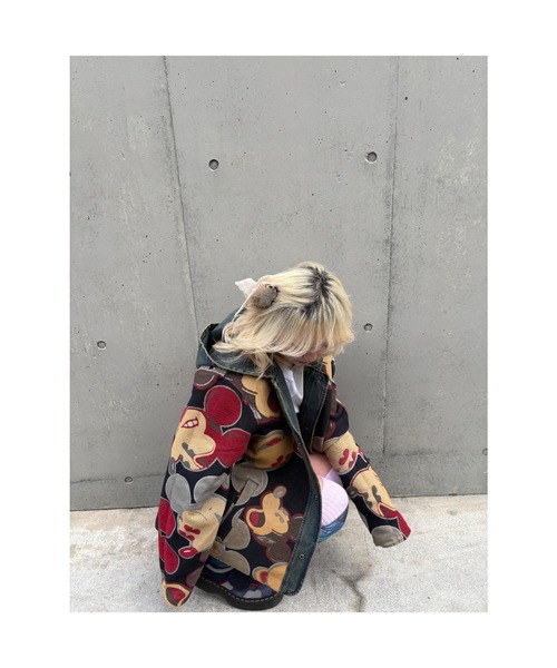 Desigual（デシグアル）の「ミッキーマウス リバーシブル デニムコート / ビッググラフィック（デニムジャケット・メンズ・ブルー・S/M/L/XL）」の9枚目の写真