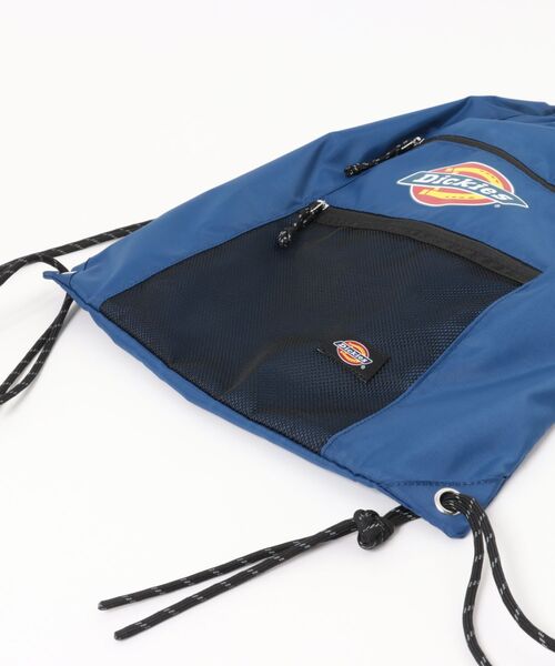 Dickies(ディッキーズ)の「【Dickies】DK ICON LOGO KNAPSACK / ディッキーズ ポリエステル オックス キャンバス ナップサック(バックパック/リュック・メンズ・ブラック/ブルー/チャコールグレー/ホワイト/レッド・FREE)」の6枚目の写真