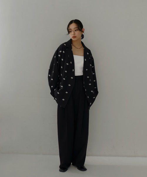 hellam（へラム）の「フラワー刺繍テーラードジャケット（テーラードジャケット・レディース・グレー/ブラック/グリーン・FREE）」の5枚目の写真