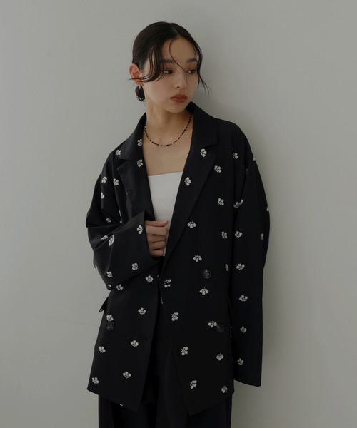 hellam（へラム）の「フラワー刺繍テーラードジャケット（テーラードジャケット・レディース・グレー/ブラック/グリーン・FREE）」の6枚目の写真