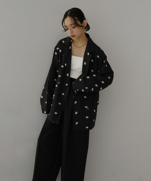 hellam（へラム）の「フラワー刺繍テーラードジャケット（テーラードジャケット・レディース・グレー/ブラック/グリーン・FREE）」の9枚目の写真