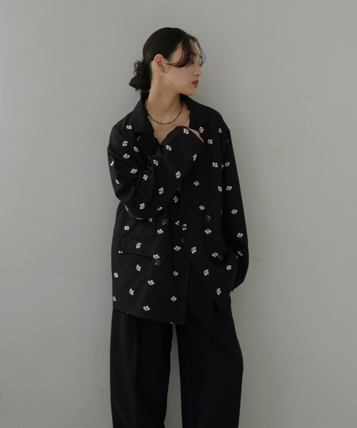 hellam（へラム）の「フラワー刺繍テーラードジャケット（テーラードジャケット・レディース・グレー/ブラック/グリーン・FREE）」の11枚目の写真
