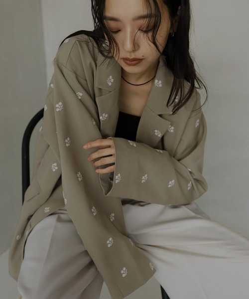 hellam（へラム）の「フラワー刺繍テーラードジャケット（テーラードジャケット・レディース・グレー/ブラック/グリーン・FREE）」の15枚目の写真