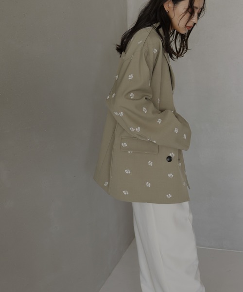 hellam（へラム）の「フラワー刺繍テーラードジャケット（テーラードジャケット・レディース・グレー/ブラック/グリーン・FREE）」の19枚目の写真