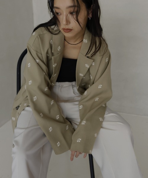 hellam（へラム）の「フラワー刺繍テーラードジャケット（テーラードジャケット・レディース・グレー/ブラック/グリーン・FREE）」の21枚目の写真