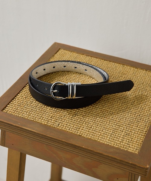 COLLAGE GALLARDAGALANTE（コラージュガリャルダガランテ）の「PAPILLONNER/リバーシブルレザーベルト（ベルト・レディース・アイボリー/シルバー・FREE）」の17枚目の写真