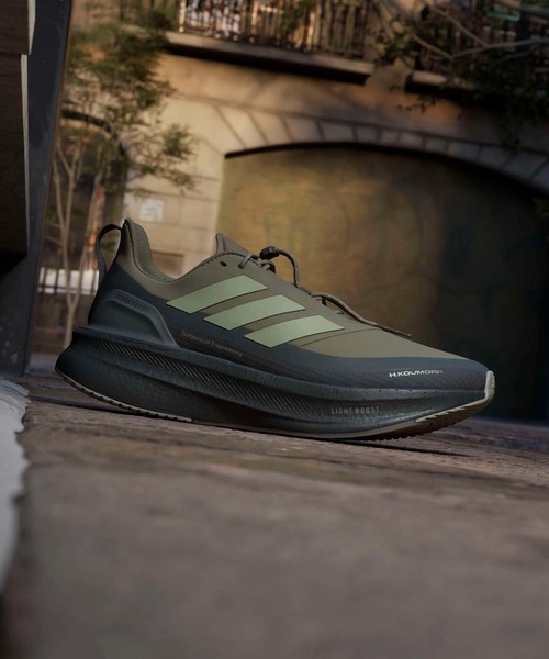 セール】ウルトラブースト 5 H.コウモリ ランニングシューズ