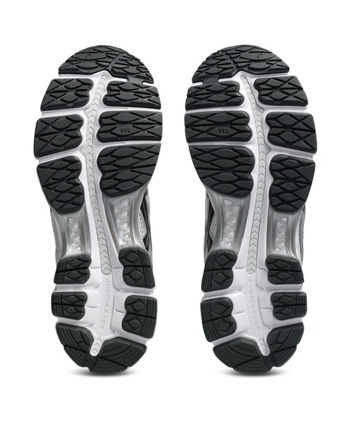 ASICS(アシックス)の「GEL-KAYANO 12.1 / ゲルカヤノ 12.1(スニーカー・メンズ・ホワイト×シルバー・28/23.5/26.5/27/29/23/24/27.5/26/25/24.5/28.5/29.5/25.5)」の5枚目の写真