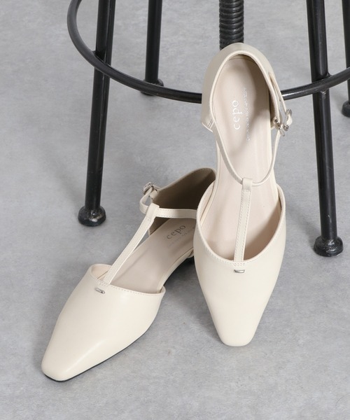 cepo(セポ)の「Tストラップポインテッドトゥパンプス(パンプス・レディース・オフホワイト/ブラック・L/M)」の2枚目の写真