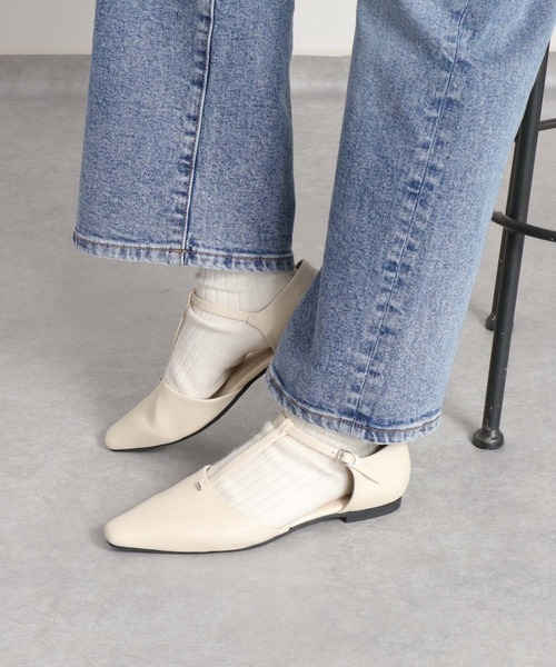 cepo(セポ)の「Tストラップポインテッドトゥパンプス(パンプス・レディース・オフホワイト/ブラック・L/M)」の14枚目の写真