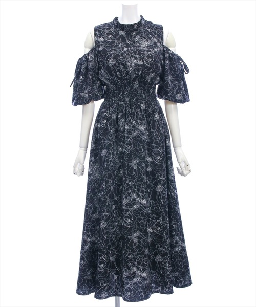 CLEAR BASIC（クリアベーシック）の「【低身長対応／サイズ展開あり】花柄オープンショルダーフレアワンピース[大人 フェミニン 上品 オケージョン]≪新作≫（ワンピース・レディース・ブラック/アイボリー・F/PF）」の10枚目の写真