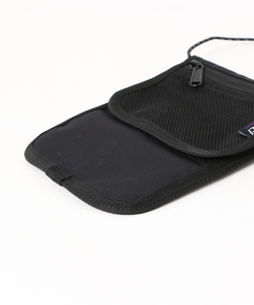 Gramicci（グラミチ）の「【GRAMICCI(グラミチ) 】CORDURA NECK POUCH（ショルダーバッグ・メンズ・オリーブ/ブラック・FREE）」の9枚目の写真