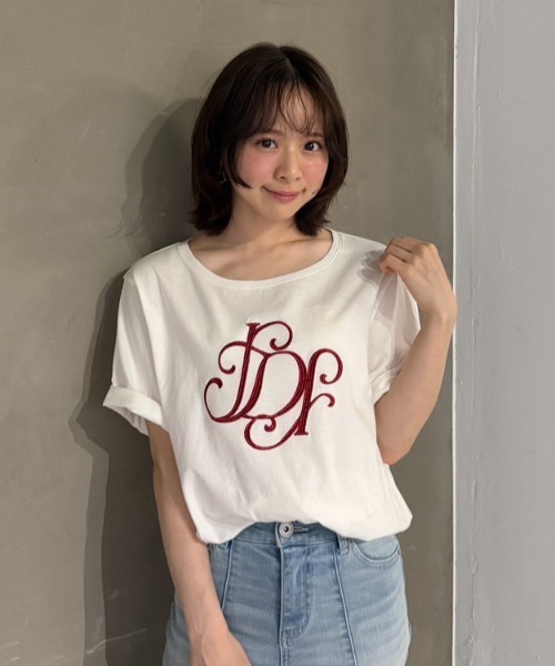 rienda(リエンダ)の「【森香澄さん着用】RDロゴTシャツ 春服 夏服(Tシャツ/カットソー・レディース・ライトピンク/ライトブルー/ブラック/レッド系その他/ホワイト/その他2/ゴールド系その他/ベージュ・FREE)」の19枚目の写真