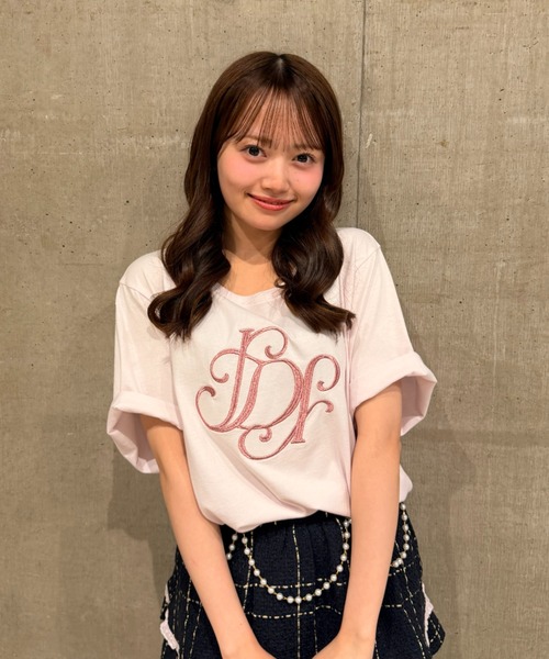 rienda(リエンダ)の「【森香澄さん着用】RDロゴTシャツ 春服 夏服(Tシャツ/カットソー・レディース・ライトピンク/ライトブルー/ブラック/レッド系その他/ホワイト/その他2/ゴールド系その他/ベージュ・FREE)」の21枚目の写真