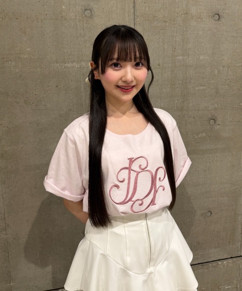 rienda(リエンダ)の「【森香澄さん着用】RDロゴTシャツ 春服 夏服(Tシャツ/カットソー・レディース・ライトピンク/ライトブルー/ブラック/レッド系その他/ホワイト/その他2/ゴールド系その他/ベージュ・FREE)」の22枚目の写真