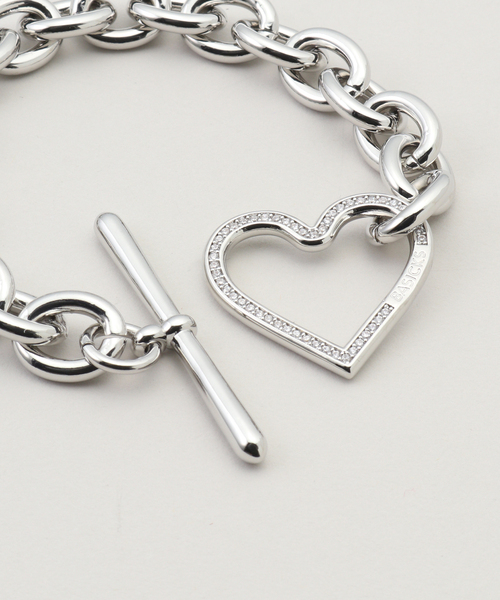 BASICKS（ベイシックス）の「BASICKS / ベイシックス Heart Link Flow Bracelet（ブレスレット・レディース・シルバー・FREE）」の5枚目の写真