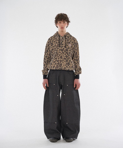 WISH FOR EVER（ウィッシュフォーエバー）の「【 4color / 3size 】ASSORT WIDE CURVE DOUBLE KNEE DENIM（その他パンツ・メンズ・ライトブルー/インディゴブルー/ブラック/ベージュ・SMALL/LARGE/MEDIUM）」の16枚目の写真