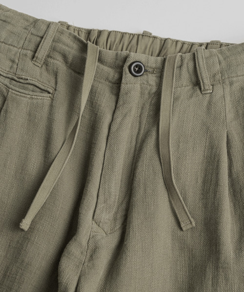 BEHEAVYER（ビヘイビアー）の「DYED SLUB R/C EASY TROUSERS khaki（その他パンツ・メンズ・その他・2/3/4）」の4枚目の写真