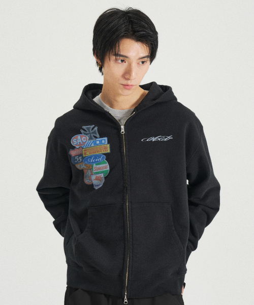 SLOWACID（スローアシッド）の「ヴィンテージスポンサー フードパーカー [ブラック]（パーカー・レディース・その他・SMALL/MEDIUM/LARGE）」の2枚目の写真