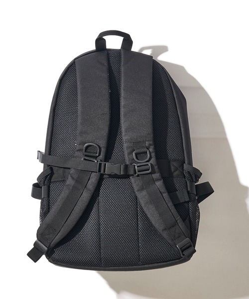 OUTDOOR PRODUCTS(アウトドアプロダクツ)の「【OUTDOOR PRODUCTS / アウトドアプロダクツ】29L 撥水加工 コーデュラバックパック(バックパック/リュック・レディース・ブラック・FREE)」の4枚目の写真