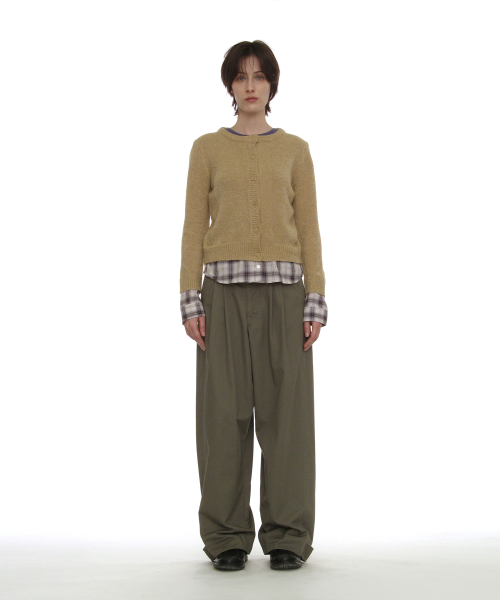 PARTIMENTO WOMEN(パルティメントウィメン)の「ブークルシャツ-ヘムレイヤードカーディガン_ベージュ(カーディガン/ボレロ・レディース・その他・SMALL/MEDIUM)」の5枚目の写真