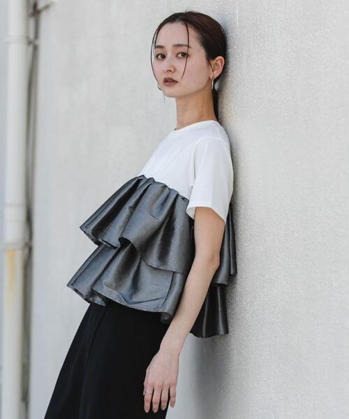 SENSE OF PLACE by URBAN RESEARCH(センスオブプレイスバイアーバンリサーチ)の「シャイニーフリルドッキングカットトップ(Tシャツ/カットソー・レディース・ホワイト系その他/ブラック/オフホワイト・ONE)」の14枚目の写真