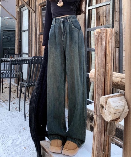 Teem Store(チームストア)の「ヴィンテージ風タックワイドデニムパンツ(デニムパンツ・レディース・その他/サックスブルー/ブルー・M/S)」の4枚目の写真