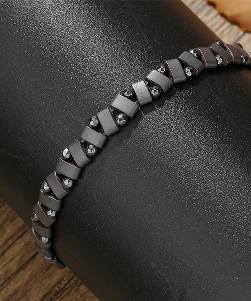 ARCHIVER(アーカイバ)の「【Bz】ランダムブラックビーズブレスレット/メンズ(LEY)(ブレスレット・メンズ・ブラック・FREE)」の3枚目の写真