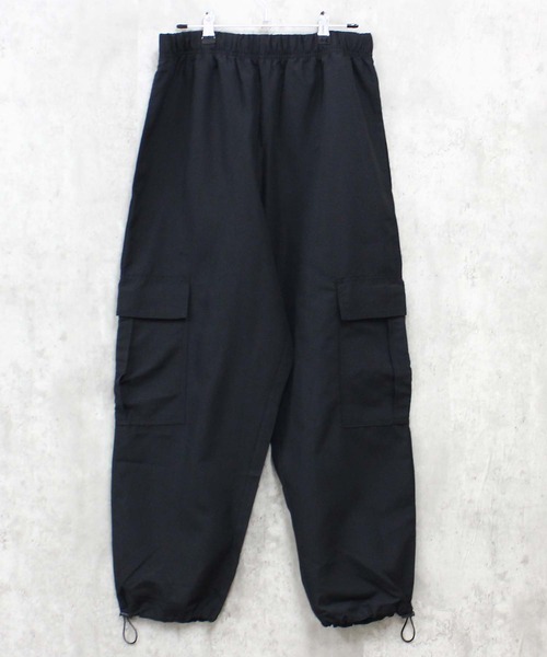 SHISKY(シスキー)の「ICE FABRIC 無地 バルーンカーゴパンツ(825-00)(その他パンツ・メンズ・グレー/チャコール/ネイビー/ブラック/カーキ・L/XL/M)」の2枚目の写真