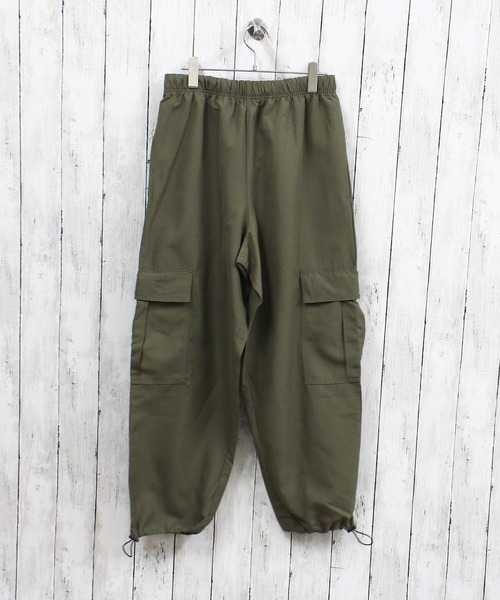SHISKY(シスキー)の「ICE FABRIC 無地 バルーンカーゴパンツ(825-00)(その他パンツ・メンズ・グレー/チャコール/ネイビー/ブラック/カーキ・L/XL/M)」の9枚目の写真