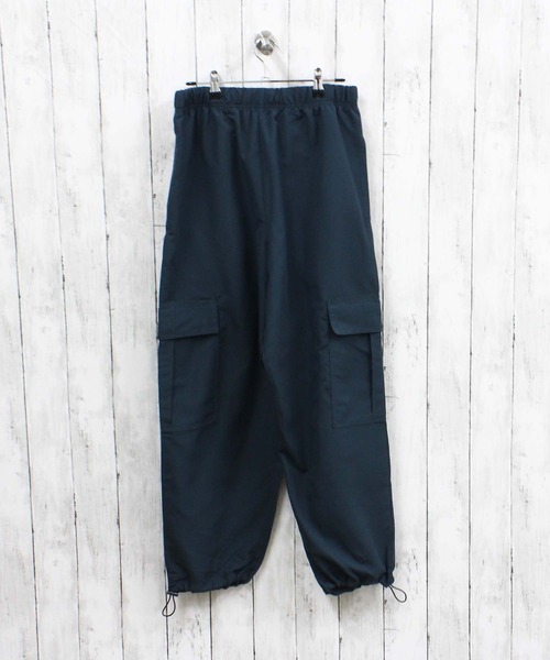 SHISKY(シスキー)の「ICE FABRIC 無地 バルーンカーゴパンツ(825-00)(その他パンツ・メンズ・グレー/チャコール/ネイビー/ブラック/カーキ・L/XL/M)」の7枚目の写真