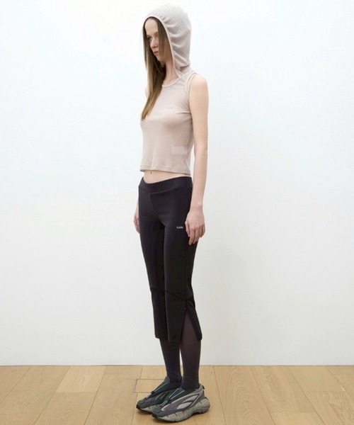 OJOS(オホス)の「【OJOS】Rib Hood Sleeveless / 【オホス】シアーレイヤードリブフード付きタンクトップ(タンクトップ・レディース・グレー/ブラック/ホワイト/ピンク・01)」の5枚目の写真